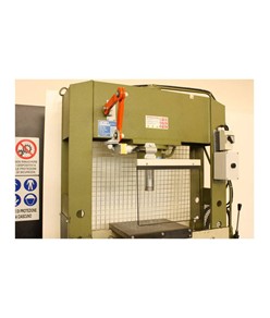 Riparo per Presse idrauliche e Macchine varie Riparo per Presse idrauliche e Macchine varie